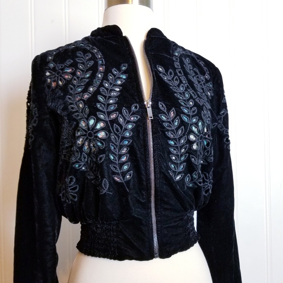 Zara Jackets & Blazers - Zara Velvet Embroidered Bomber Jacket